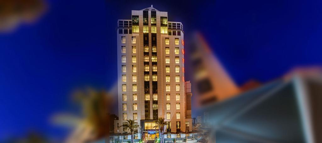 Bravo Royal Hotel Suites Kuwait City Esterno foto