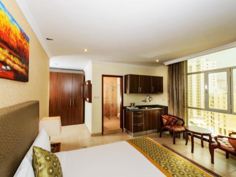 Bravo Royal Hotel Suites Kuwait City Esterno foto