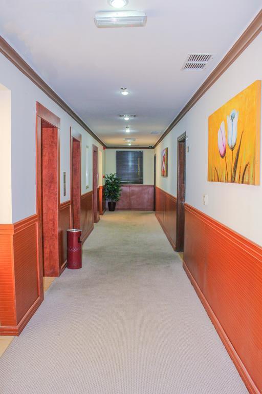 Bravo Royal Hotel Suites Kuwait City Esterno foto