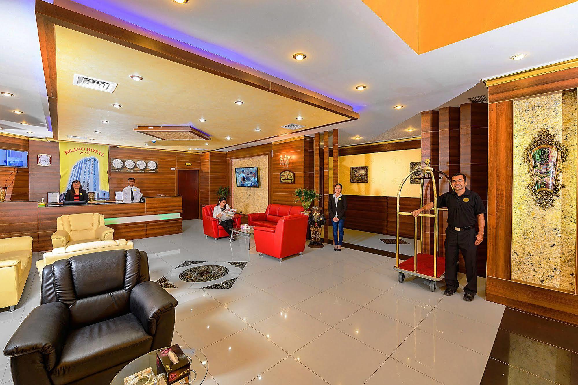Bravo Royal Hotel Suites Kuwait City Esterno foto